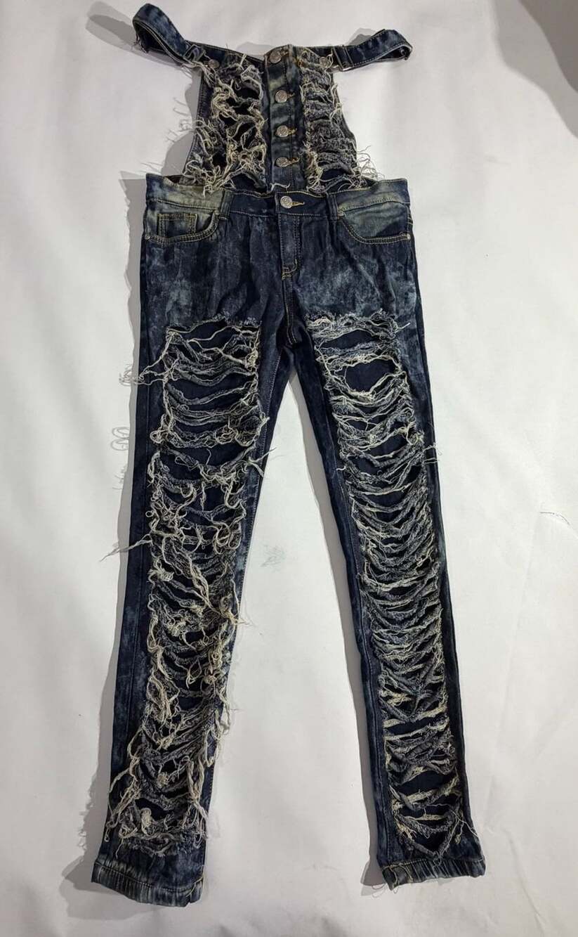 DAZI Extreme Distressed Shredded Denim Overalls Womens Size 7